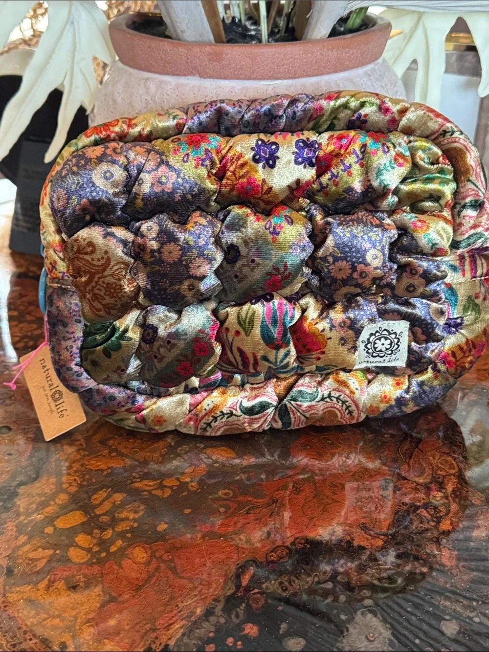 NATURAL LIFE Cosmetic Bag with 4 Bath & Body Works Mists